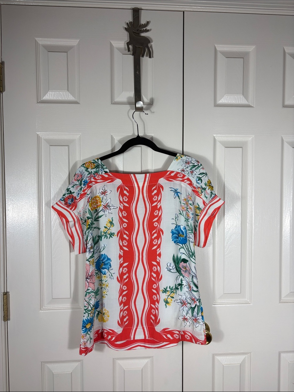 Maeve White Top with Red Trim and Multicolor Floral Print - Picture 3 of 4